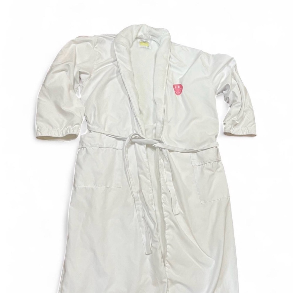 YLLW Plush Spa Robe with Pink Smiley
